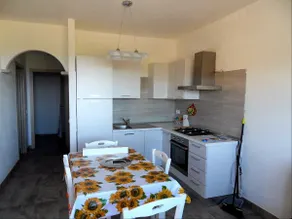 Bright apartment overlooking the sea - Image 3