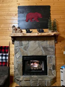 Bear Paw Sanctuary-Beautiful 3 level cabin - Image 5