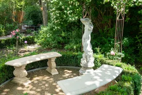 Villa Golding - Flat 2 - Image 2