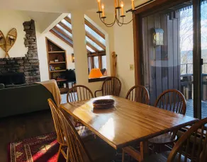 Cozy condo near Ludlow, Okemo & Killington - Image 2