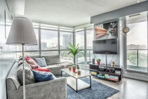 Stylish 1+1 Corner Suite |Steps to Lake&Downtown - Image 2