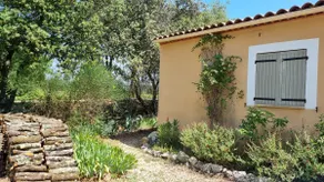 Small house with private garden near Uzès. - Image 5