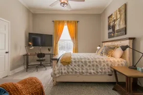 1906 Rustic Comfort - Entire Apartment - Image 3