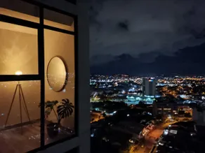 amazing view, A/C, 2001th floor, near the airport. - Image 2