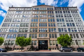 The Derby City Loft, luxury, walk to museum row - Image 2