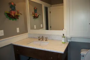 Private guest-room 1 mile from Dartmouth - Image 5