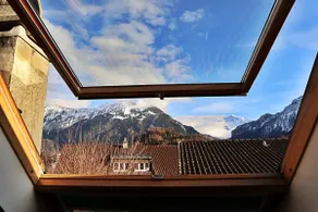 Magnificent view of Alps/City - near train station - Image 2