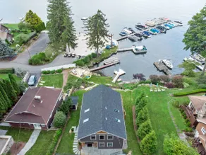 Lake Front Family Oasis - Image 4