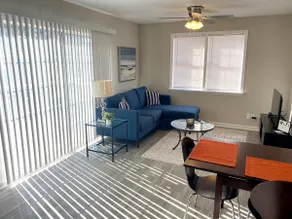 Downtown Apartment on Broadway-Close to Riverwalk - Image 4