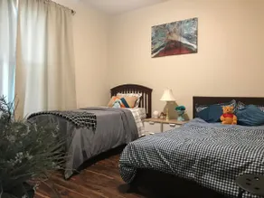 Brand New Home Close to Sequoia /w Tub & Games - Image 5