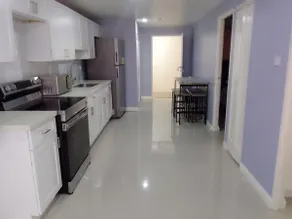 Bayfront Budget Friendly 2 Bedrooms and 2 Bathrooms Apt in Gated Community - Image 4
