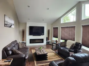 Family Friendly 3-Bedroom Cottage - Image 4