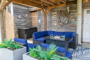1/2 block to beach, HOT TUB, pet/kid-friendly - Image 2