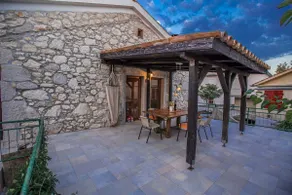 Stone house apartment, 80m2+air&stone&wood&fire - Image 5