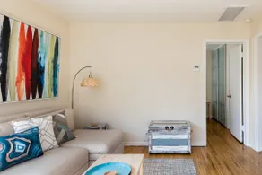 Treehouse Cottage in Quiet South Pasadena Village - Image 4