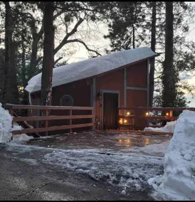 Magical Mid-Century Cabin Epic Views & Fireplace - Image 3