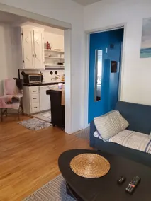 6 blocks to SMbeach - Sunny house, Quiet street - Image 5