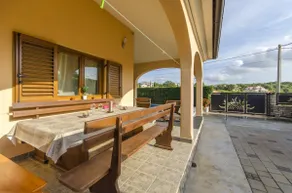 Villa Rose - Image 4