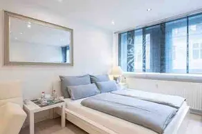 Lisa’s Bright Apartment in the Heart of Munich - Image 3