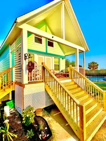 Lakeview Cottage (pool, fishing pier, lake) - Image 2