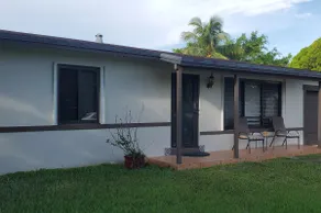 Cozy family home in quiet area, nice garden views. - Image 3