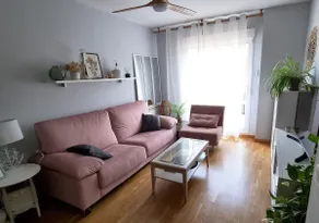Cozy apartment with a terrace - Image 3