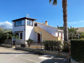 BlueMoon Haus - Image 2