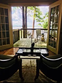 Romantic waterfront cabin/Panoramic views/Hot tub - Image 5