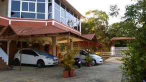 ECONOMY 6 ADULTS FAMILY HOMESTAY 1.5BHK 2washrooms - Image 4
