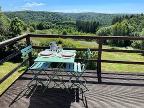 Quiet cottage with stunning forest views - Image 3