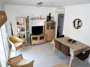 Centrally located apartment with free A/C + WIFI - Image 2