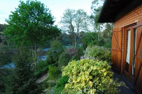 House of Channels, River Cottage - Image 4