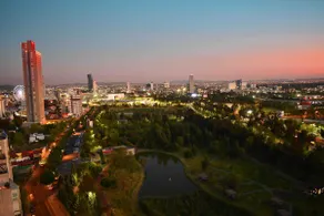 Breathtaking View Luxury Condo, Prime Location - Image 2