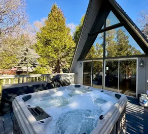 Cozy Retreat w/Hot Tub+Fire Pit+ AC+Games+EV+BBQ - Image 3