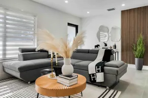 The Lux Paradise Miami - Image 2