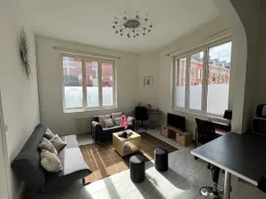 Beautiful house in a sought-after neighborhood, close to the center. - Image 3