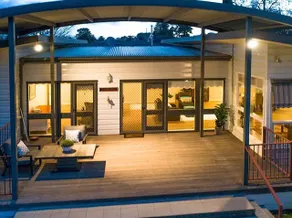 Victoria House- Great location - Image 2