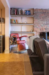 Spacious Open-Plan 1 Bed Apt. in Prime Location - Image 4