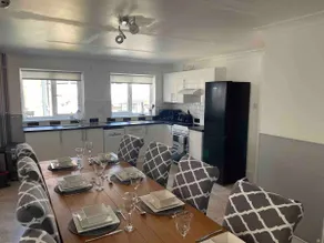 Self contained large annexe near Stonehenge - Image 5