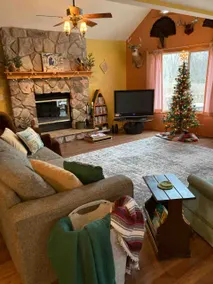 Cheerful 2-bedroom Chalet with loft and fireplace - Image 5