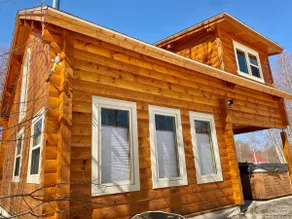Log cabin in Wentworth, w wood stove & hot tub - Image 2