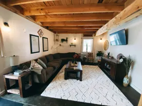 Backwoods BNB•pet friendly•on trail•large parking - Image 3