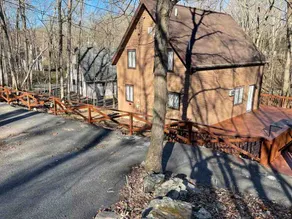 Cozy cottage at Saw Creek - Image 3
