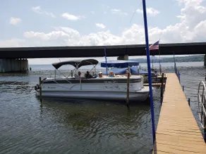 Lakefront Apt & boat slip/ walk/boat/bike to Bemus - Image 3