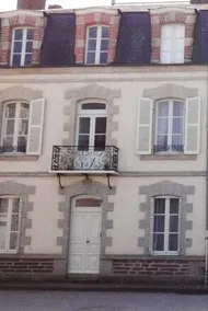 Beautiful Building in Brocéliande - Image 2