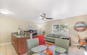 Steps 2 beach, Casinos, Coliseum. Sleeps 4 - Image 3