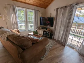 The GW Hollida Cottage of Shepherdstown - Image 4
