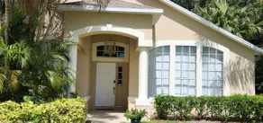 Luxury 3-Bedroom Home near Beaches with Pool - Image 4