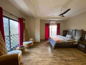 Luxurious 1BHK at Top Location of Twin Cities - Image 3