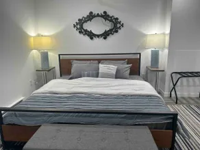 The Grand Studio (Kingsize Bed + Sleeper Sofa) - Image 3